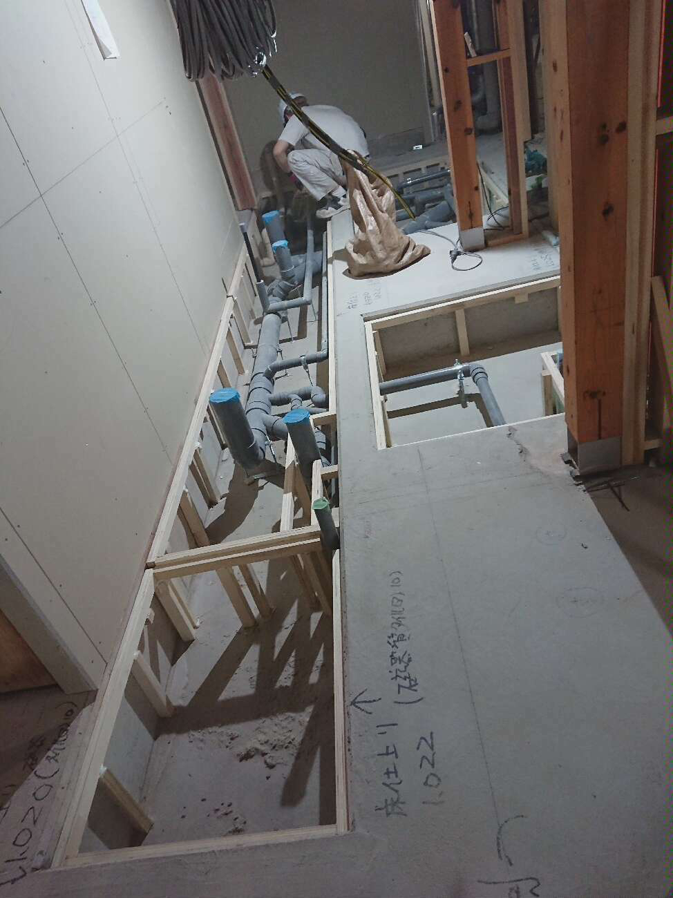 施設 置床 増築工事 乾式二重床（栃木県小山市）