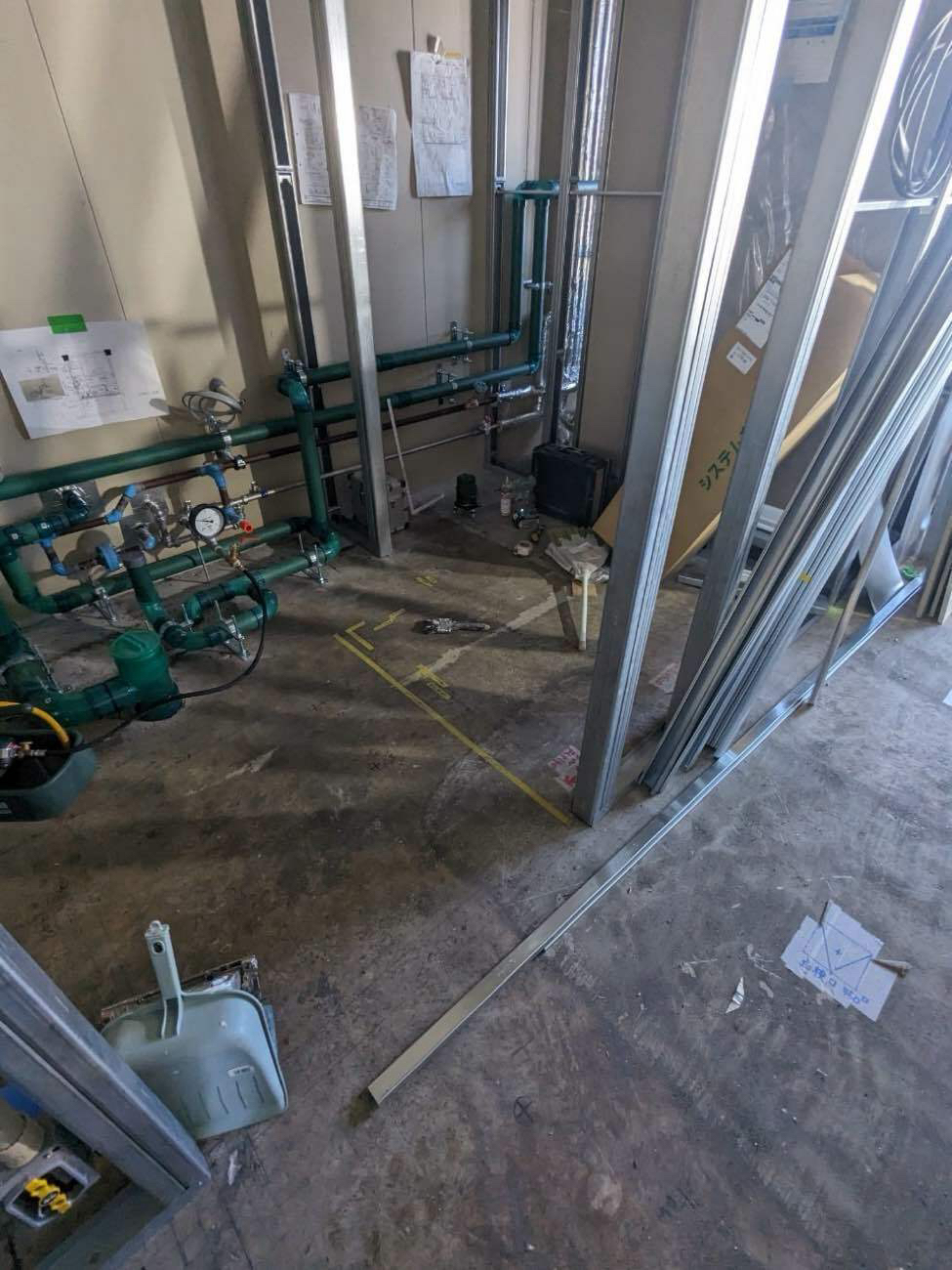 病院　１日置床工事　乾式二重床（東京都大田区）