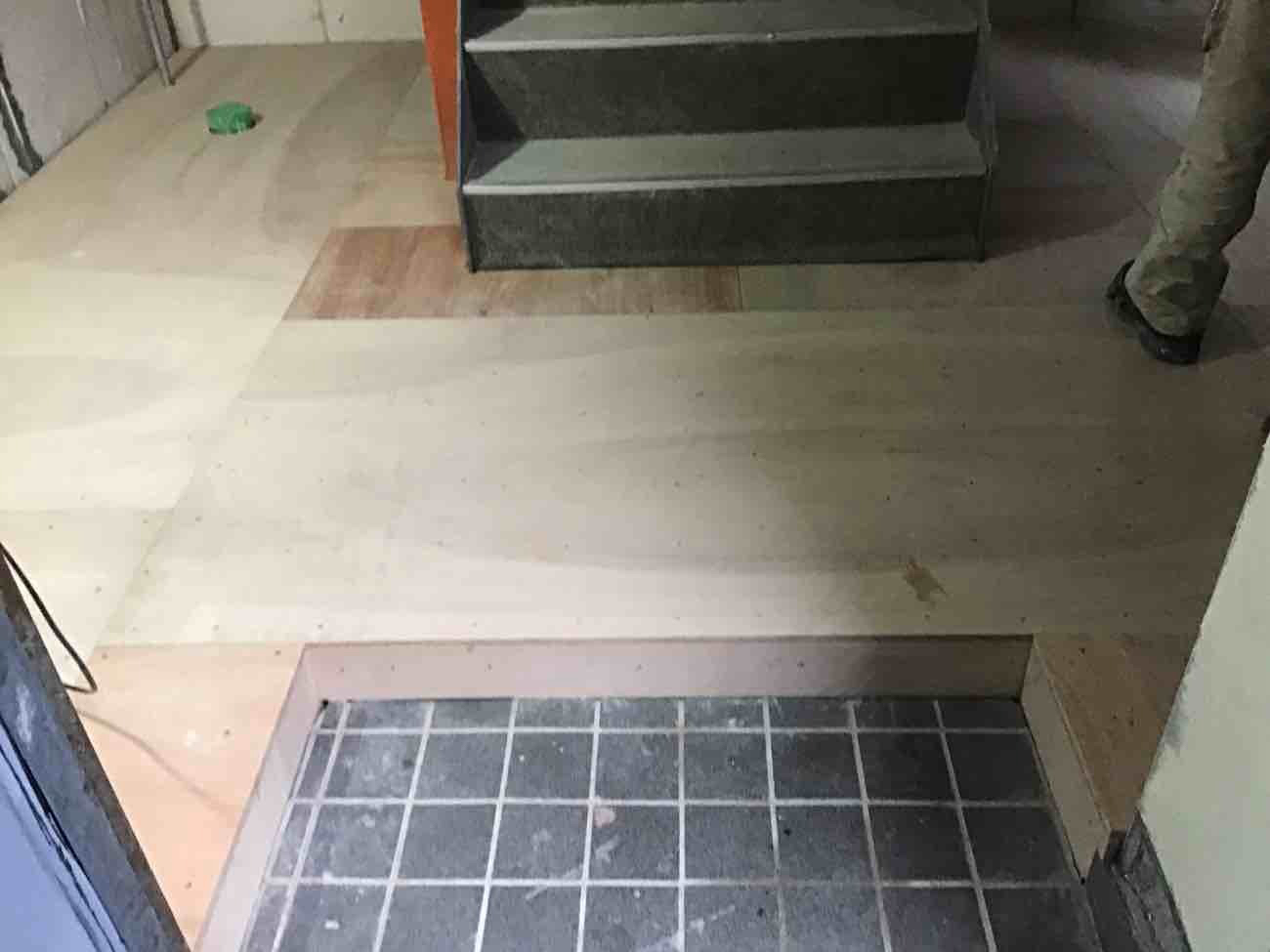 店舗改修　置床工事　フリーフロアCP（神奈川県川崎市）