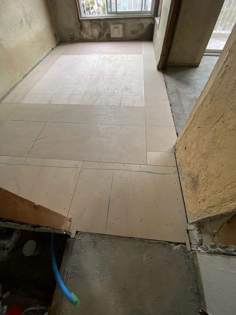 マンション　置床工事　乾式二重床（横浜市港北区）