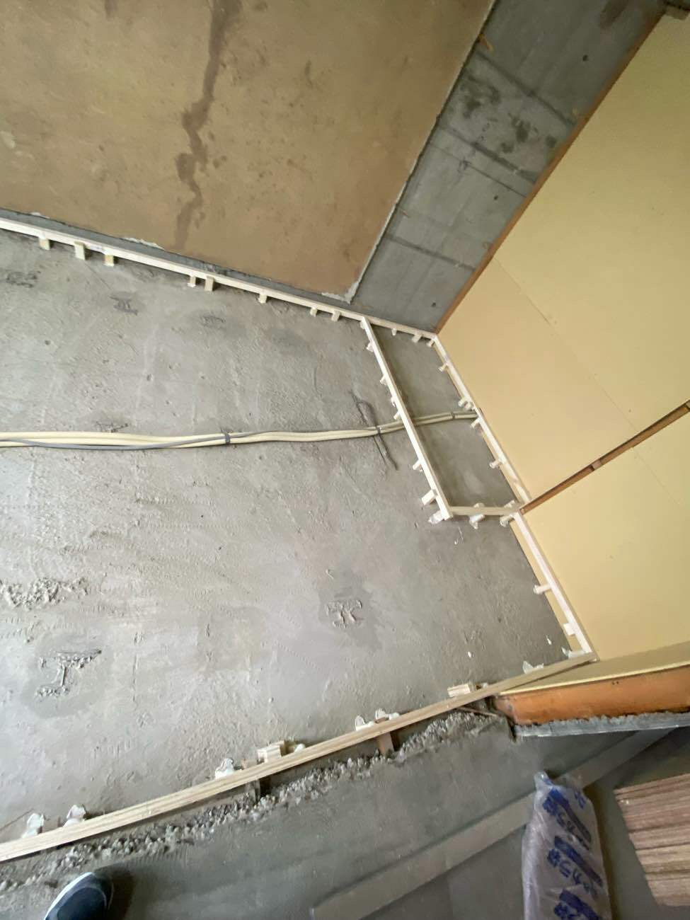 マンション　置床工事　乾式二重床（横浜市港北区）