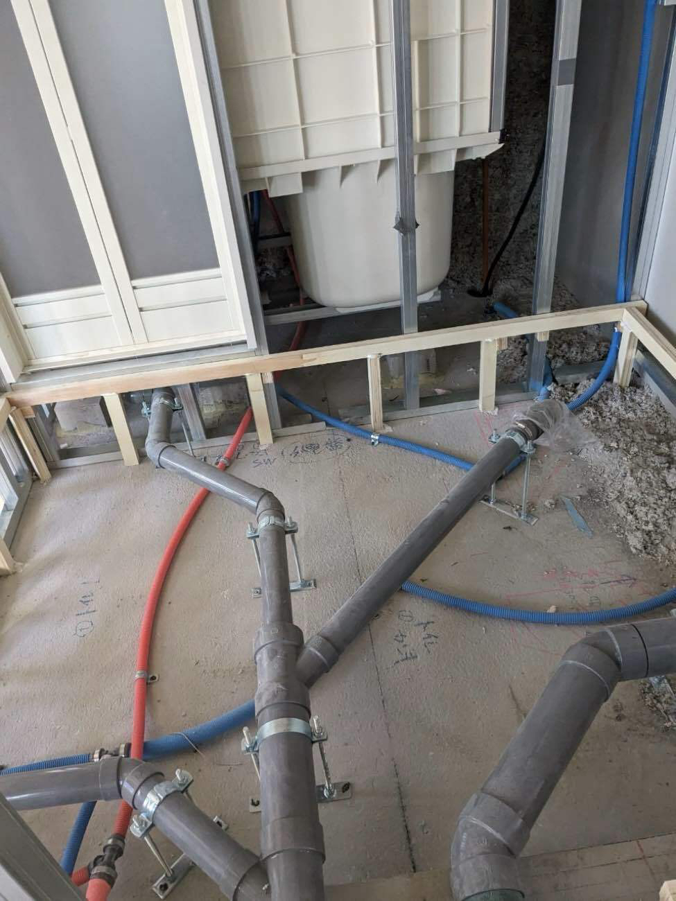 マンション　置床工事　乾式二重床（横浜市西区）