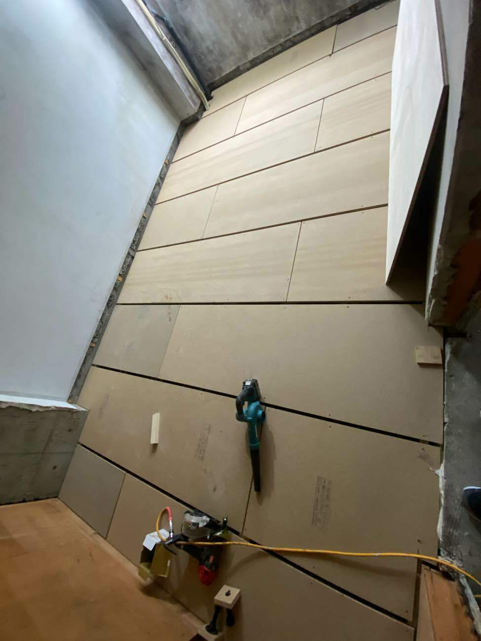 マンション　置床工事　乾式二重床（横浜市港北区）