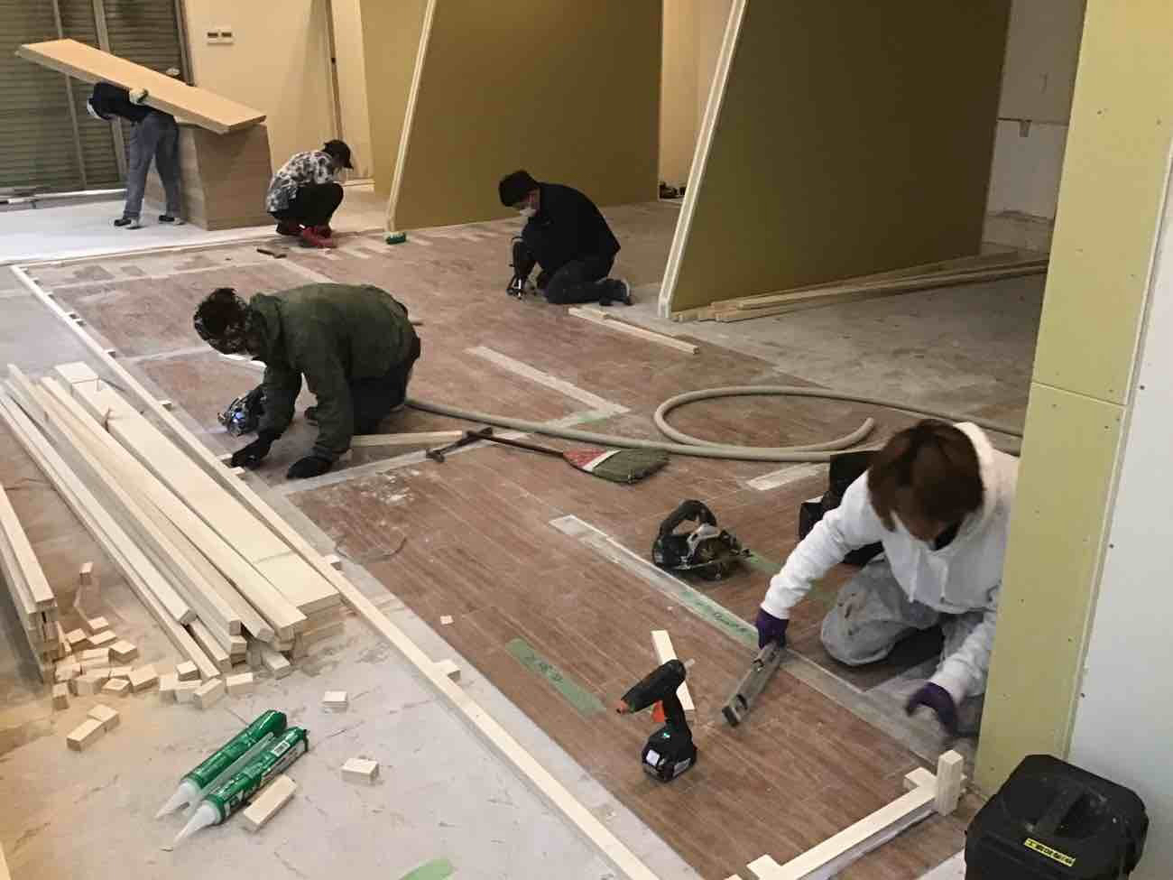 シュミレーションゴルフ店舗　置床工事　乾式二重床（神奈川県厚木市）