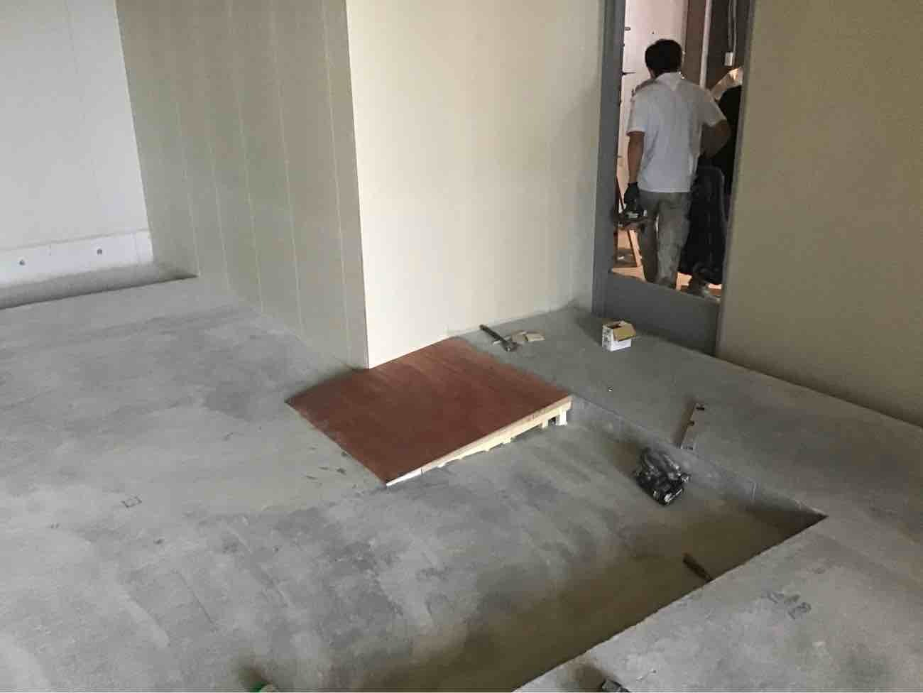 マンション　置床工事　パーチクルボード（東京都世田谷区）