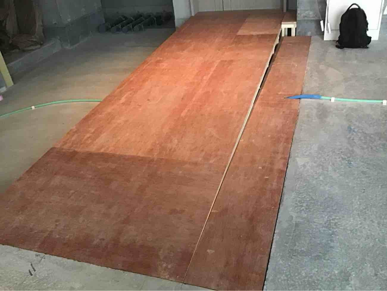 マンション　置床工事　パーチクルボード（東京都世田谷区）