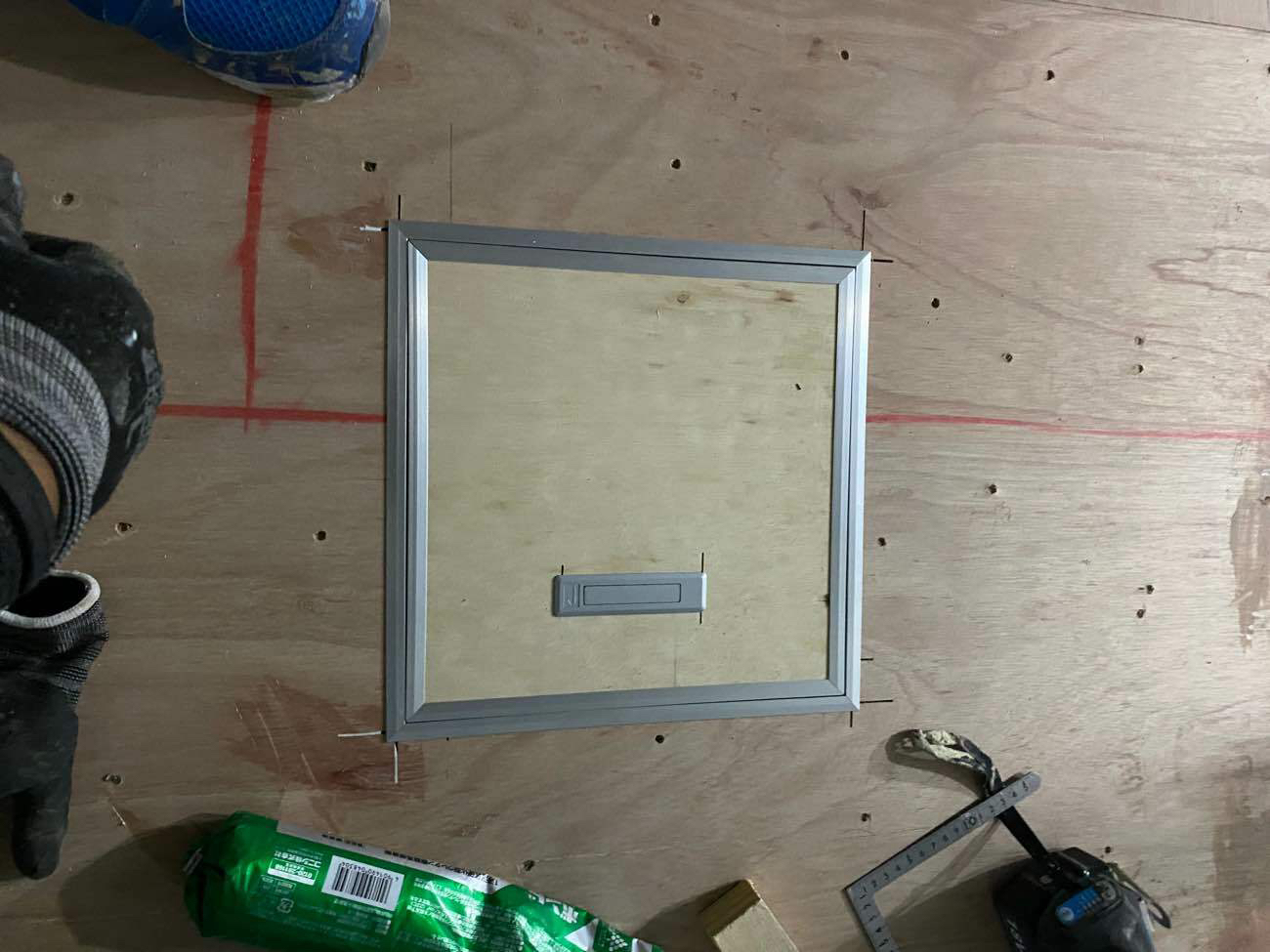 マンション　置床工事　乾式二重床（東京都渋谷区）