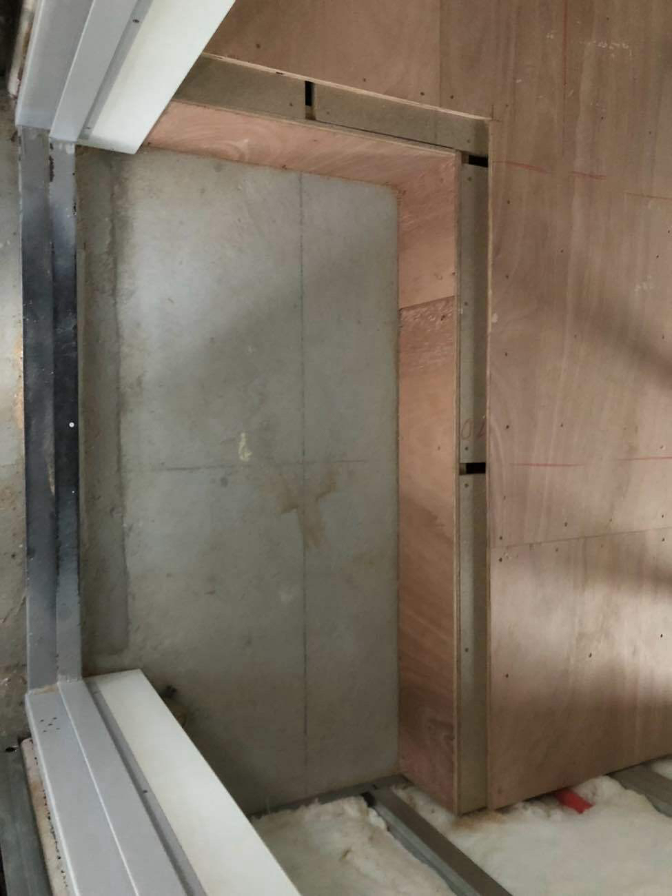 新築マンション　置床工事　乾式二重床（東京都葛飾区）