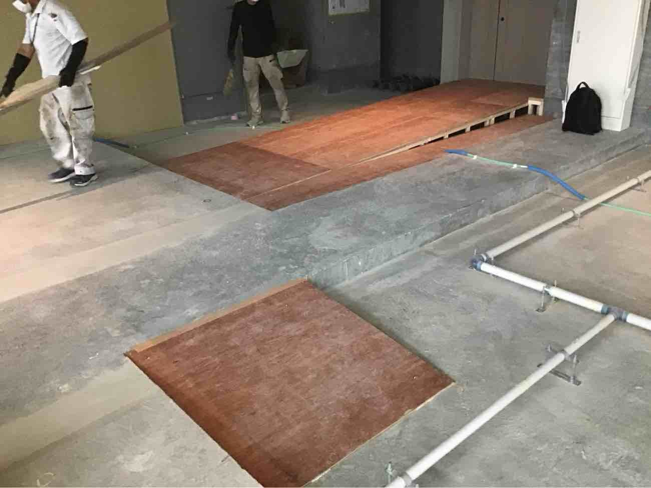 マンション　置床工事　パーチクルボード（東京都世田谷区）