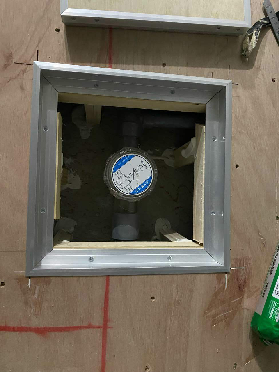 マンション　置床工事　乾式二重床（東京都渋谷区）