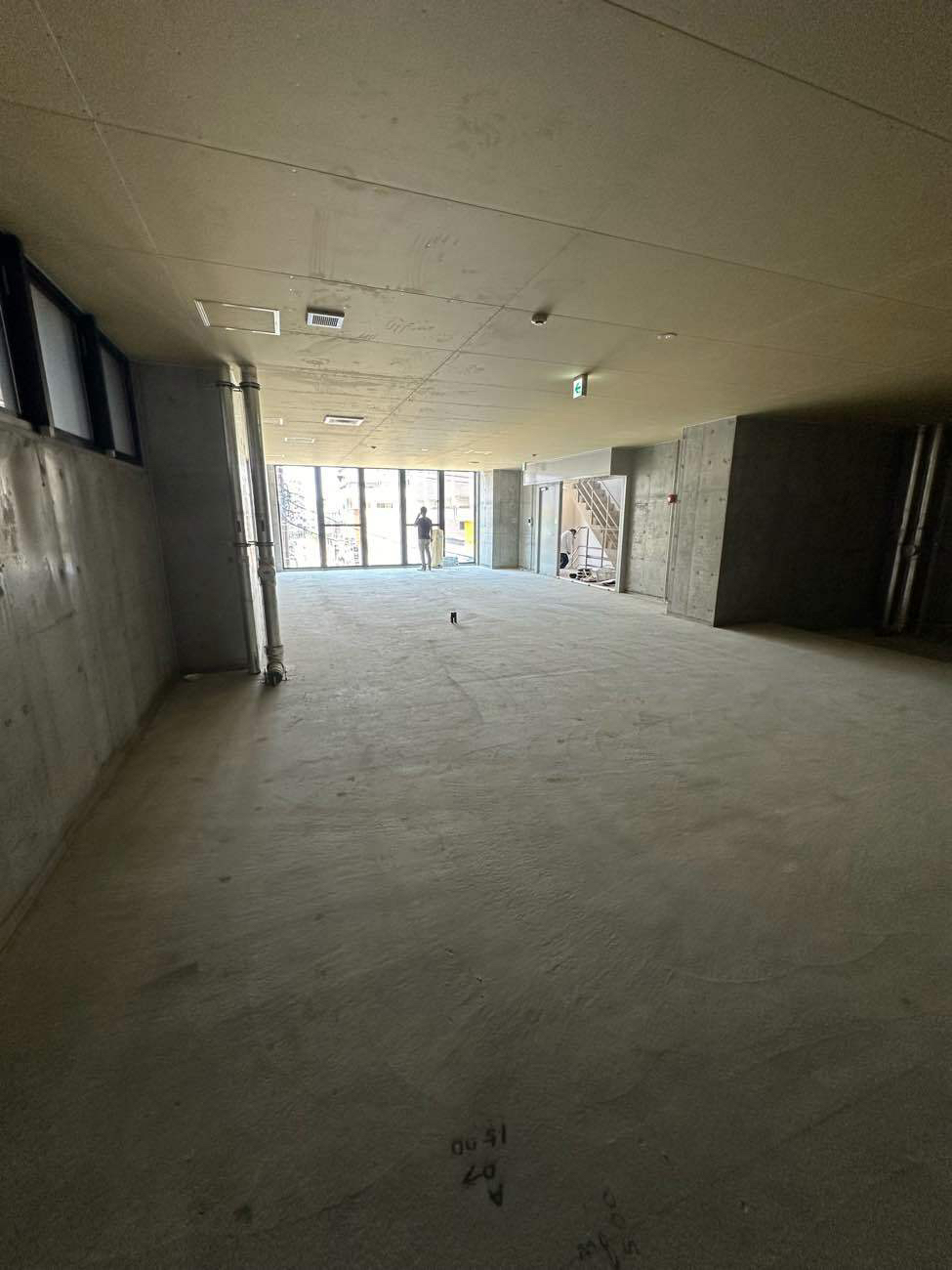 クリニック新築　置床工事　乾式二重床（神奈川県藤沢市）　