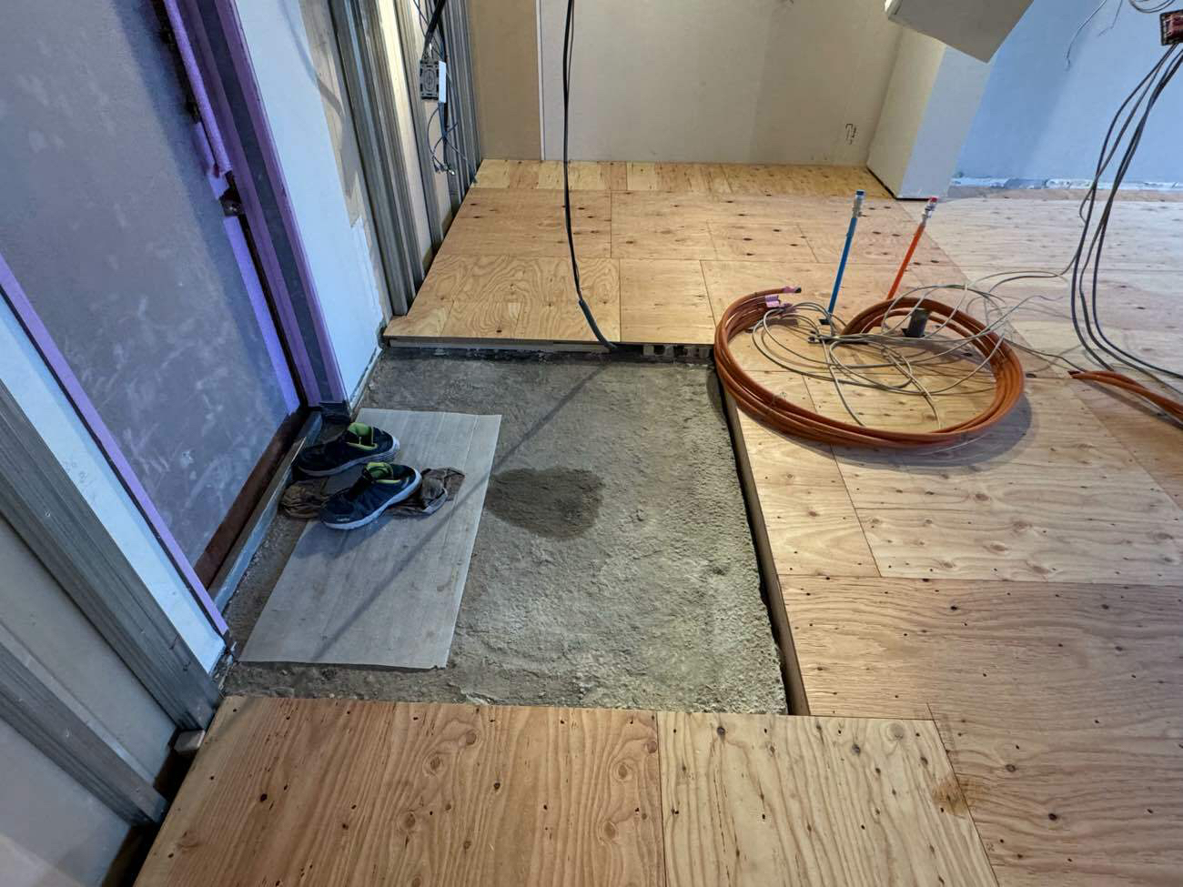 マンション　置床工事　フリーフロアCP（東京都品川区）