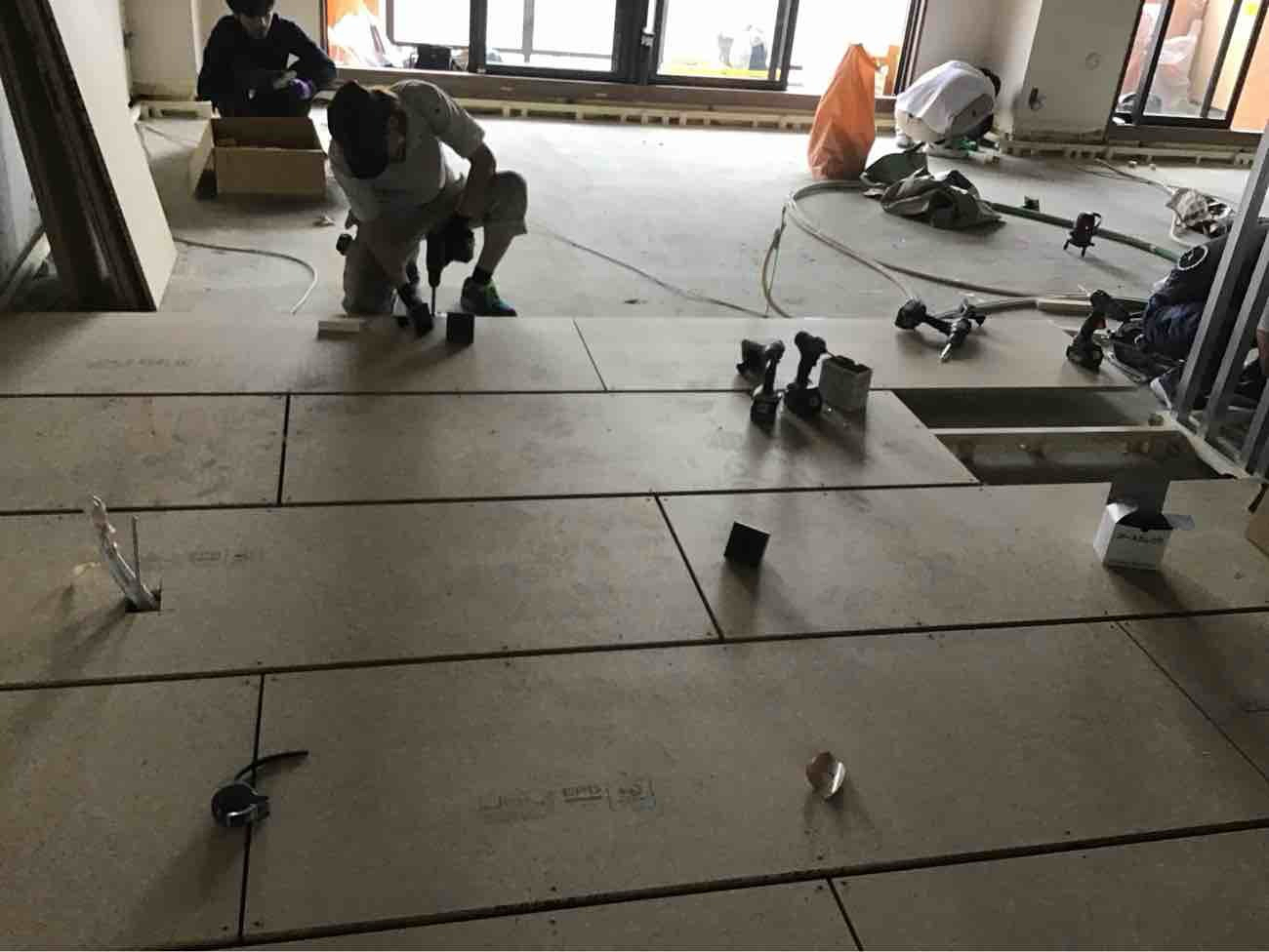 マンション　置床工事　乾式二重床（神奈川県相模原市南区）