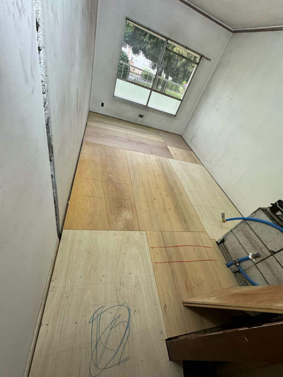 マンション　置床工事　乾式二重床（東京都国分寺市）