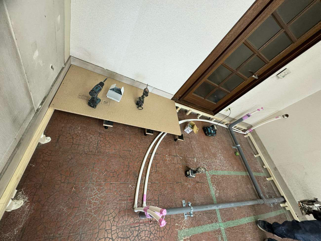 店舗新装　置床工事　乾式二重床（神奈川県大和市）