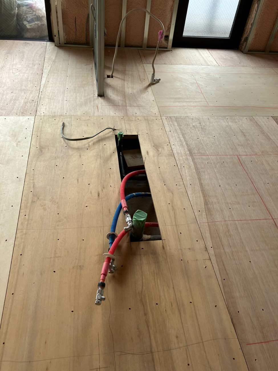 マンション　置床工事　ラワン構造用合板12ｍ（東京都渋谷区）