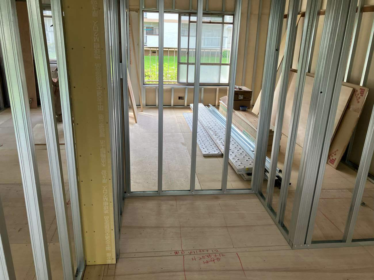 マンション　置床工事　乾式二重床（東京都国分寺市）