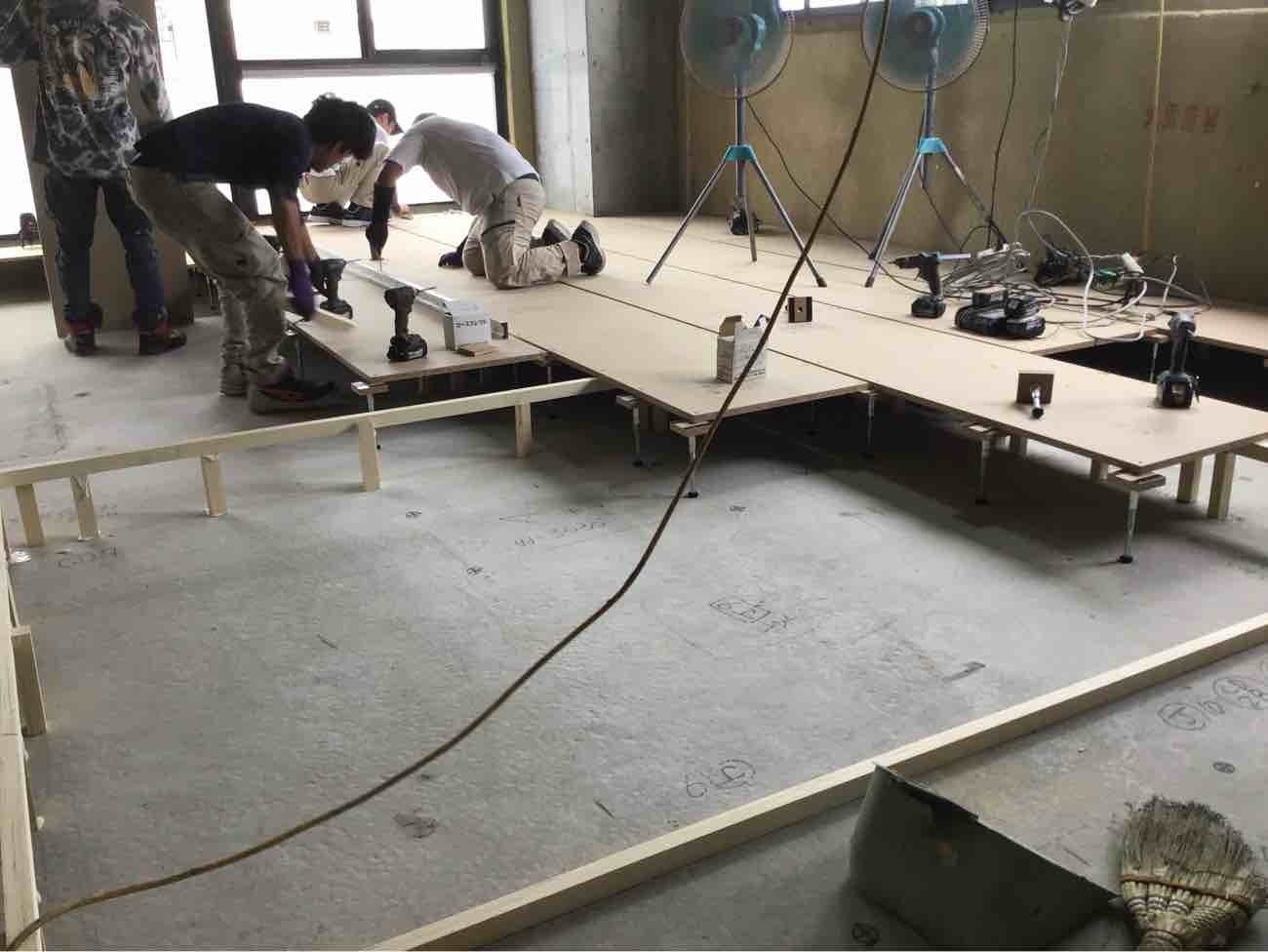 クリニック　置床工事　乾式二重床（東京都世田谷区）