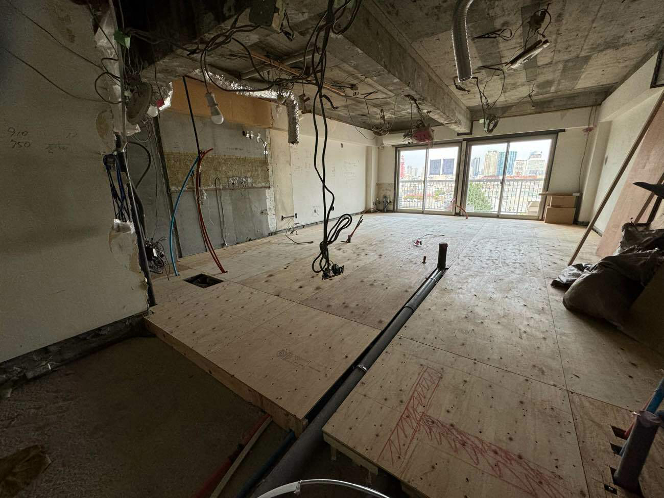 マンション　置床工事　フリーフロアCP（東京都港区）