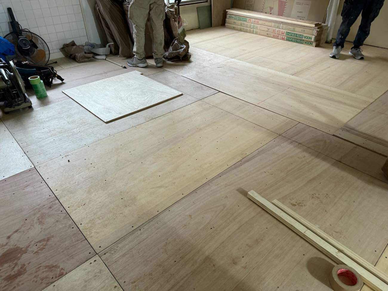 マンション　置床工事　乾式二重床（東京都国分寺市）