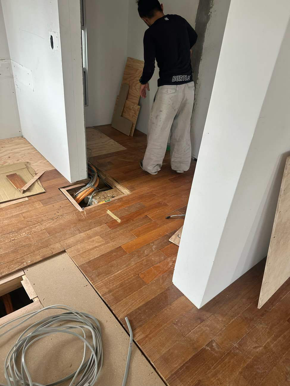 マンション　置床工事　乾式二重床（東京都渋谷区）