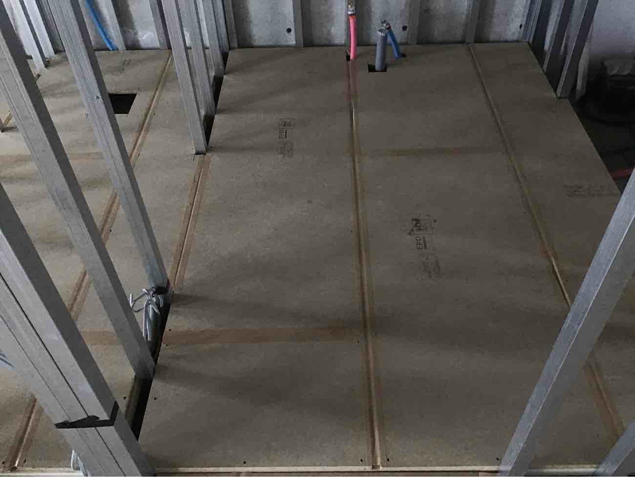 マンション　置床工事　乾式二重床（神奈川県相模原市南区）