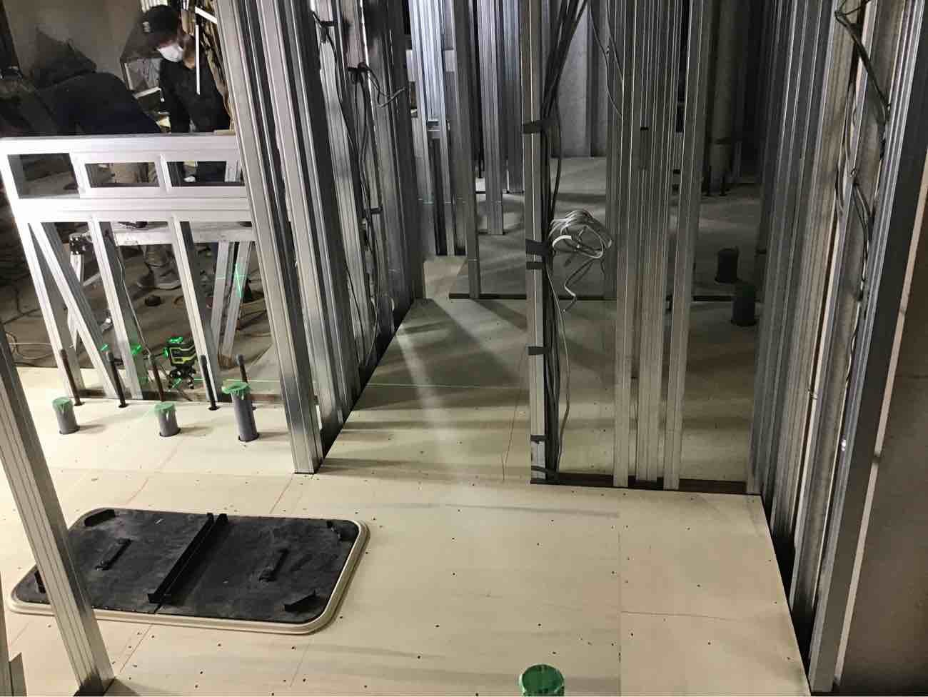 カフェ新装　置床工事　乾式二重床（東京都渋谷区）　