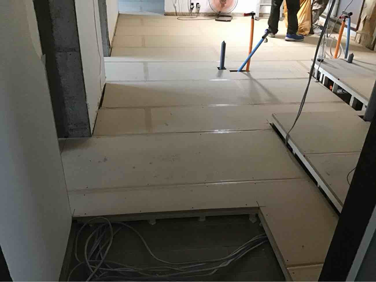 マンション　置床工事　乾式二重床（川崎市宮前区）