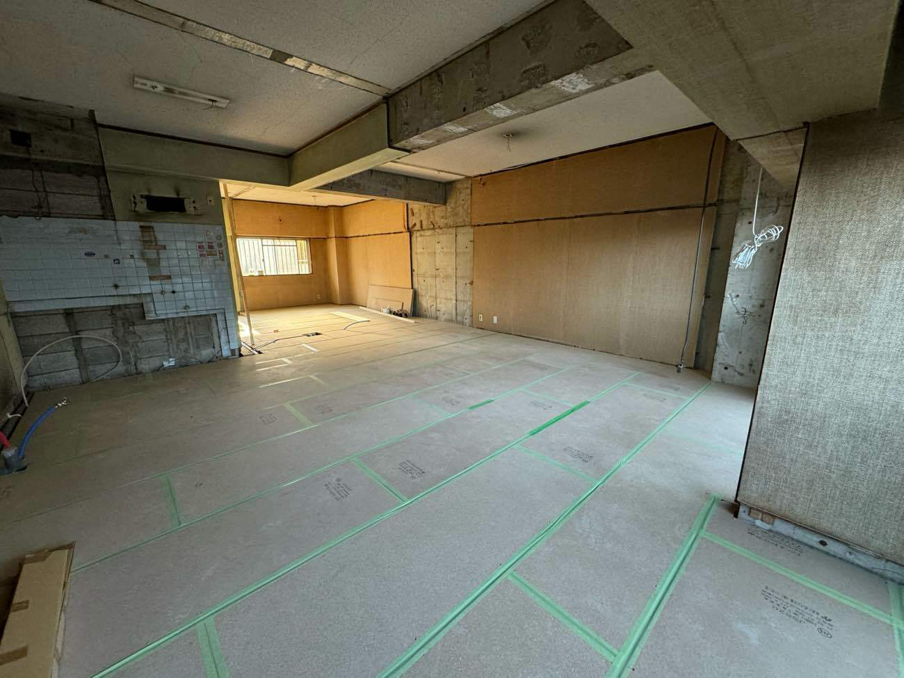 マンション　置床工事　乾式二重床（横浜市戸塚区）