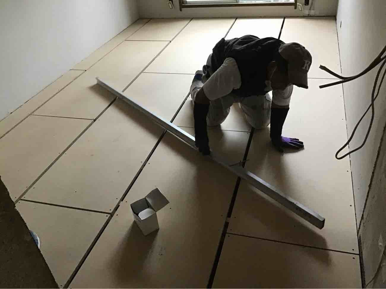 マンション　置床工事　乾式二重床（川崎市宮前区）