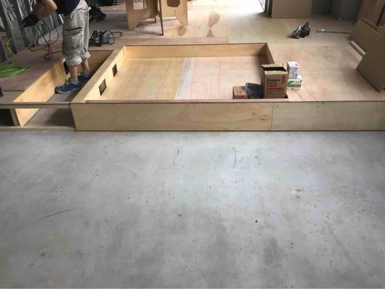 店舗新築　置床工事　乾式二重床（横浜市青葉区）