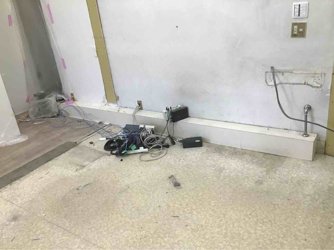 店舗　OAフロア工事　TN50（千葉県中央区）