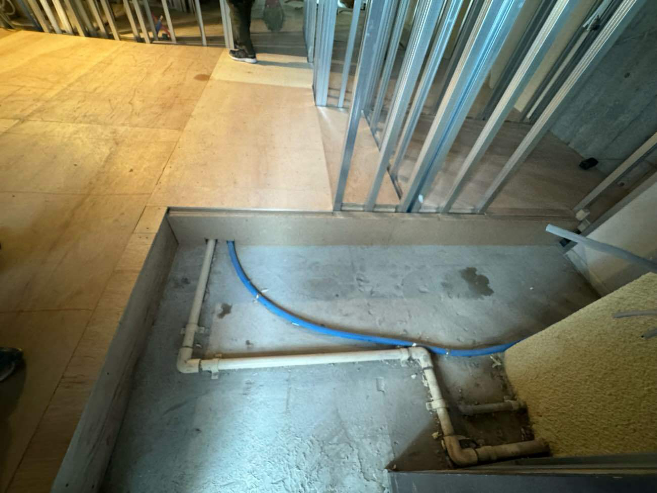 マンション　置床工事　乾式二重床（横浜市港北区）