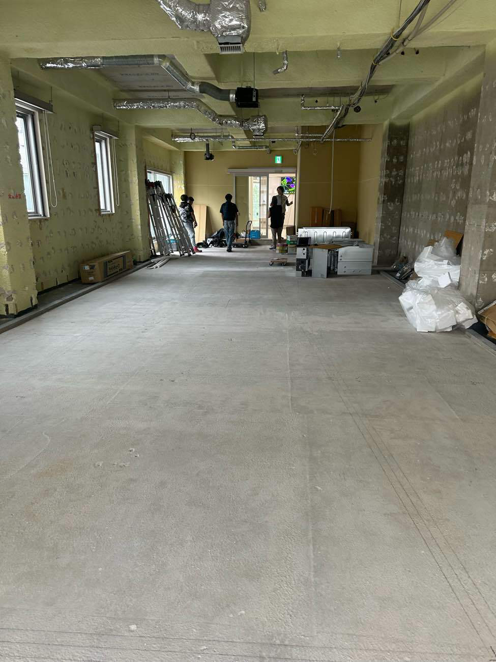 クリニック　置床工事　乾式二重床（千葉県流山市）