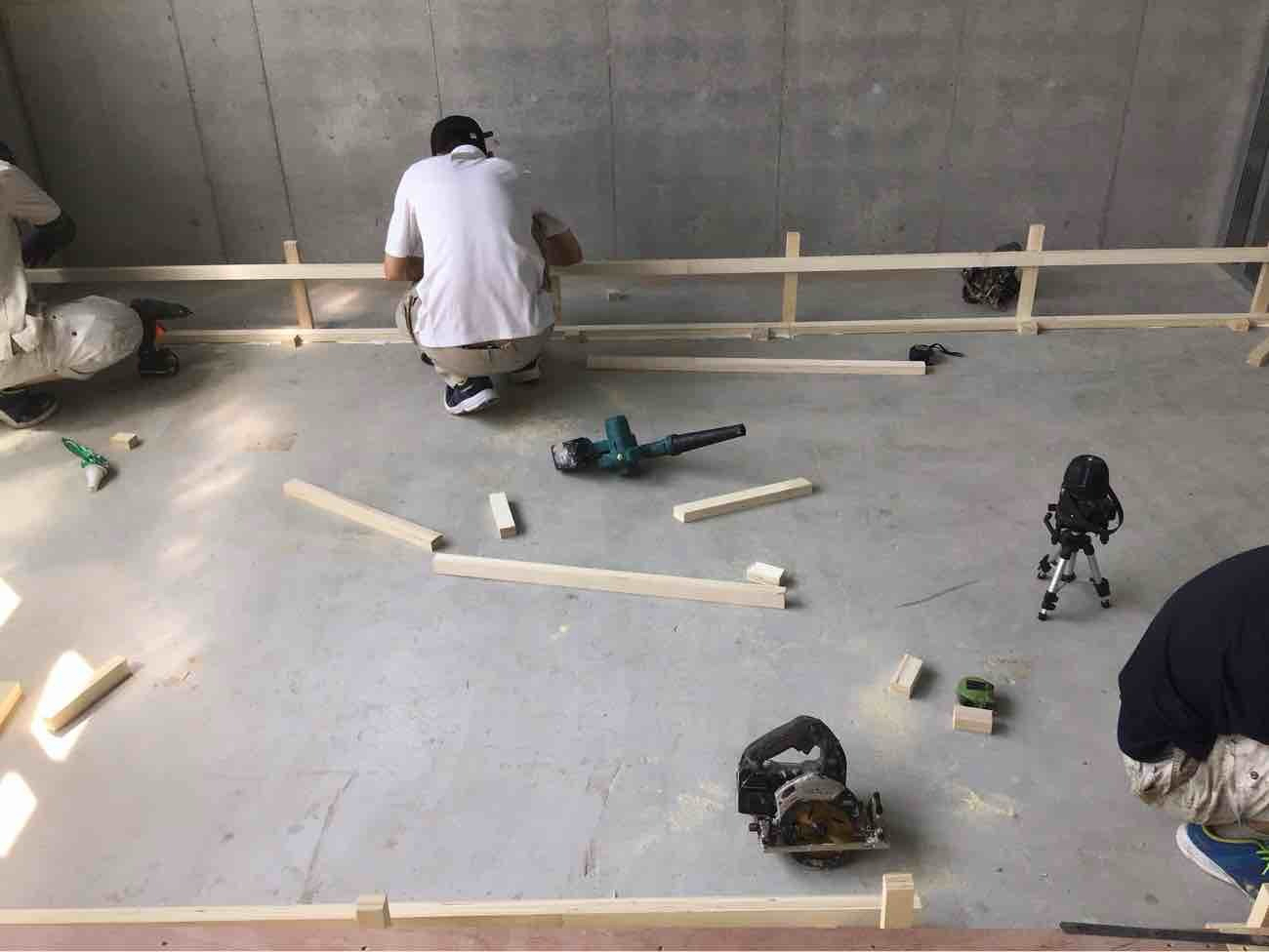 店舗新築　置床工事　乾式二重床（横浜市青葉区）