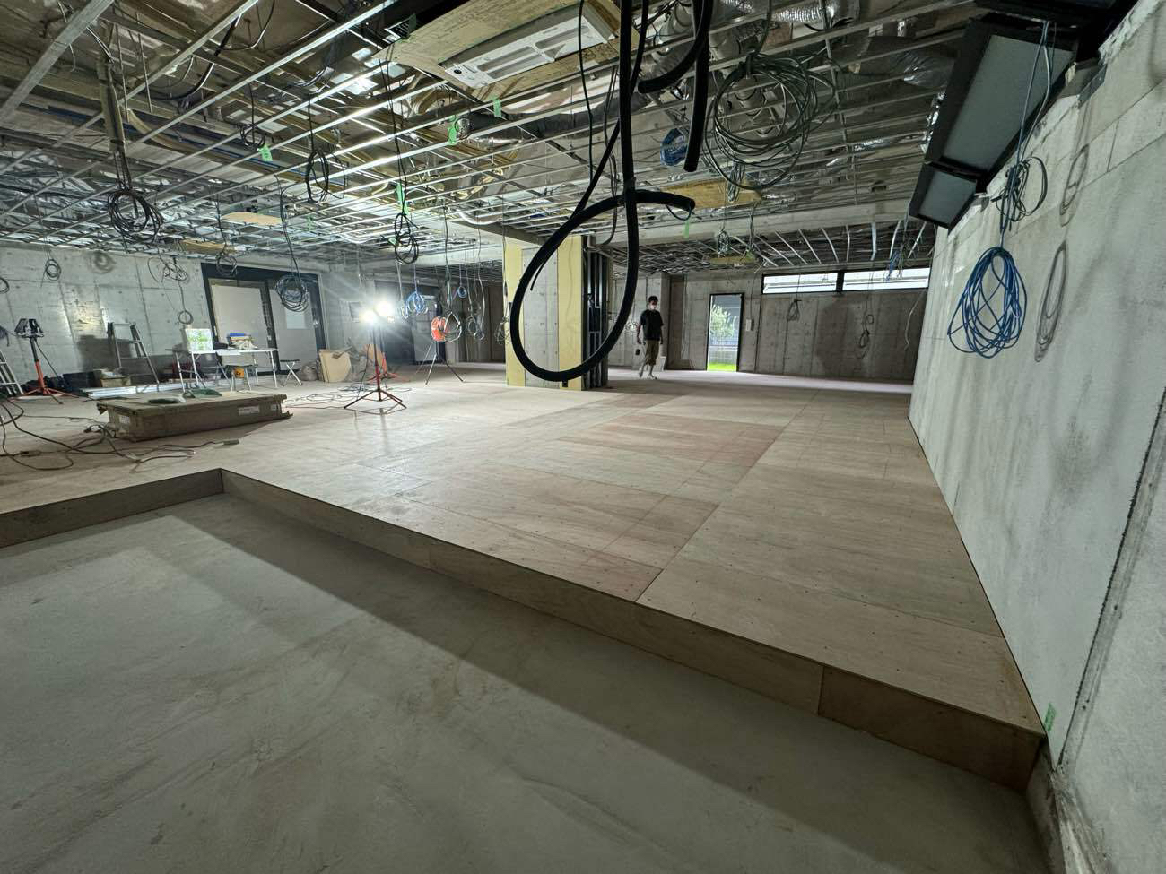 クリニック　置床工事　乾式二重床（神奈川県横浜市港北区）