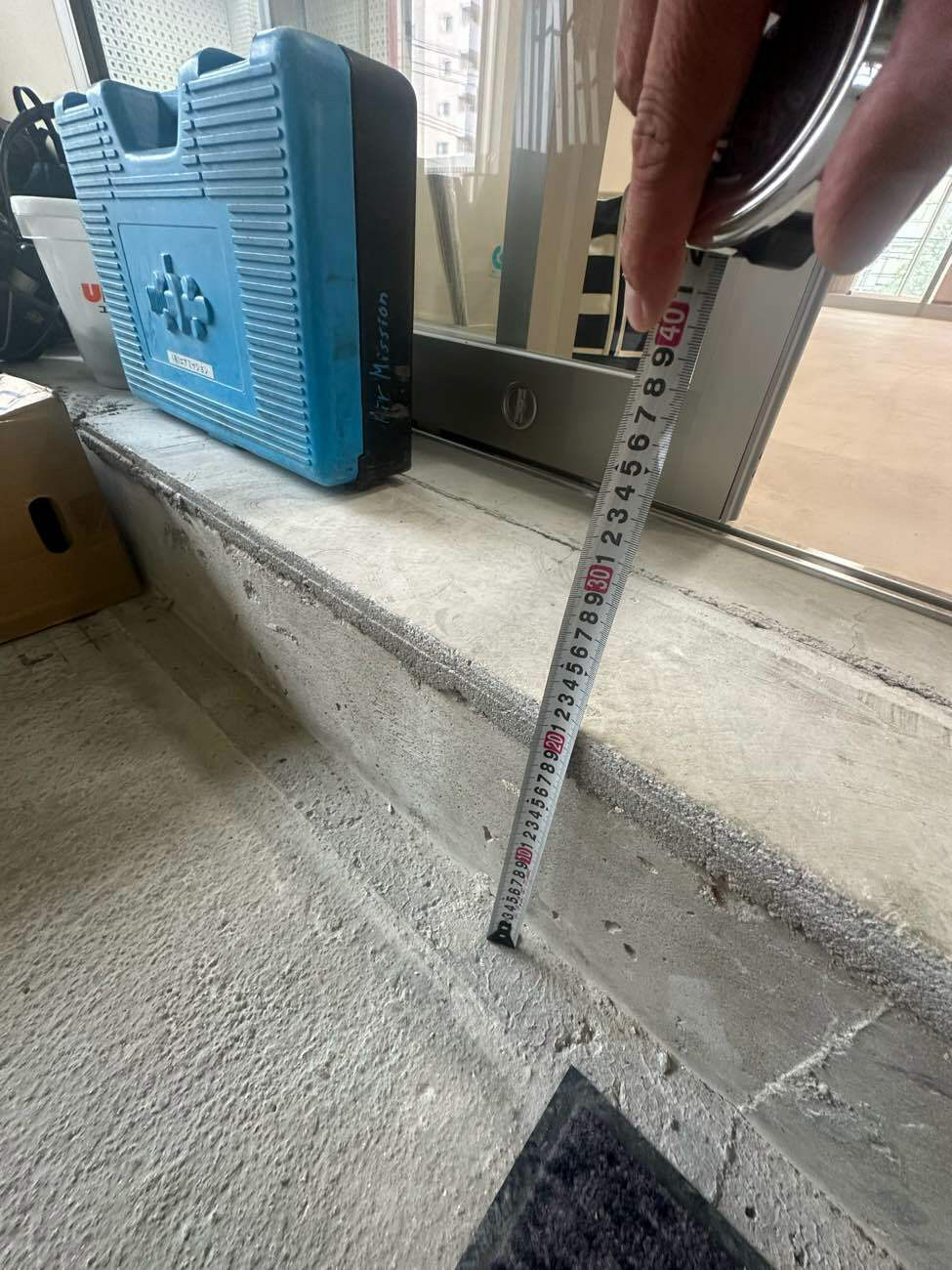 クリニック　置床工事　乾式二重床（千葉県流山市）