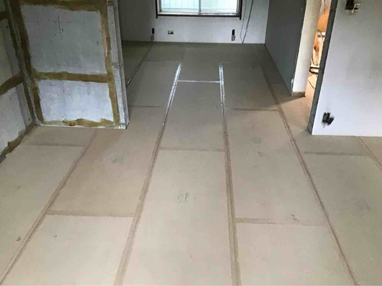 マンション　置床工事　乾式二重床（川崎市宮前区）