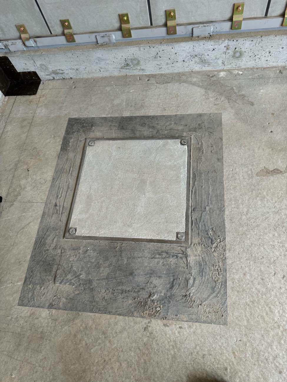 病院　置床工事　フリーフロアCP（東京都杉並区）