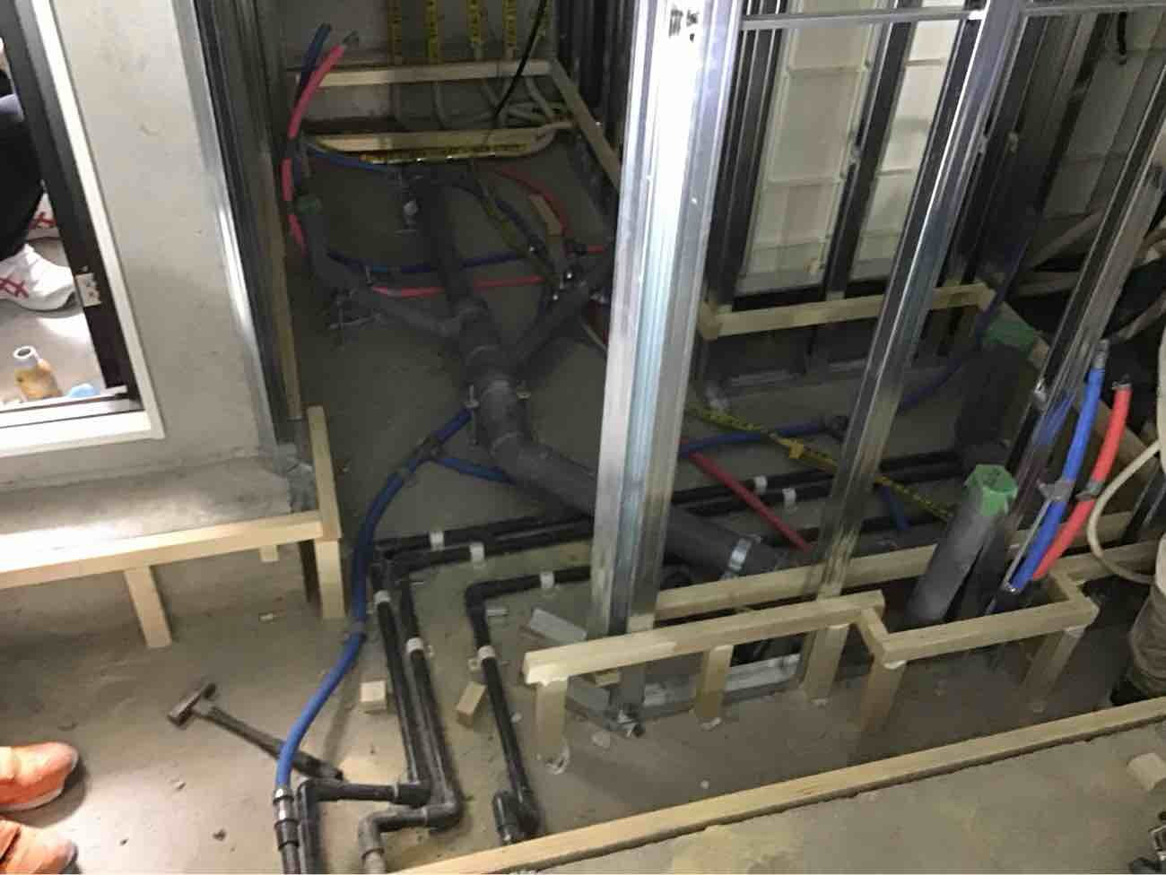 マンション　置床工事　乾式二重床（東京都新宿区）