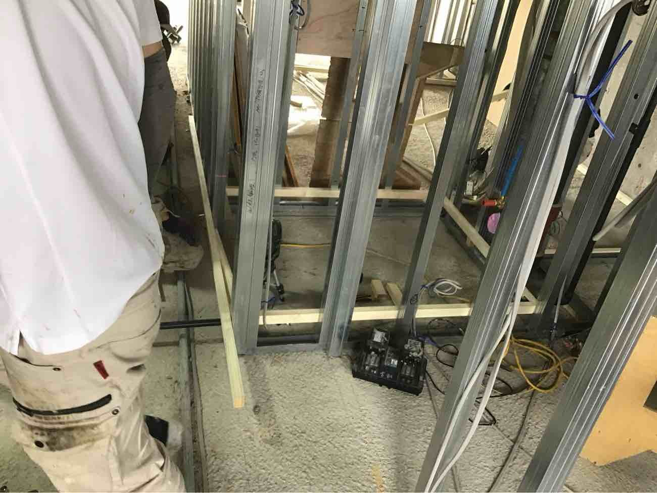 マンション改修　置床工事　乾式二重床（川崎市麻生区）