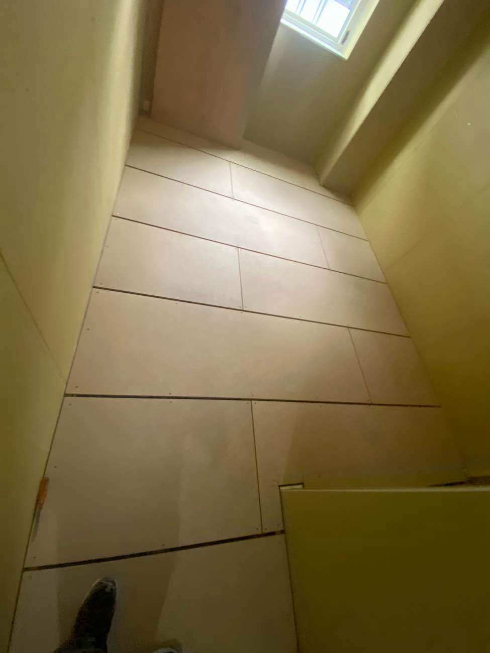 マンション　置床工事　乾式二重床（東京都世田谷区）