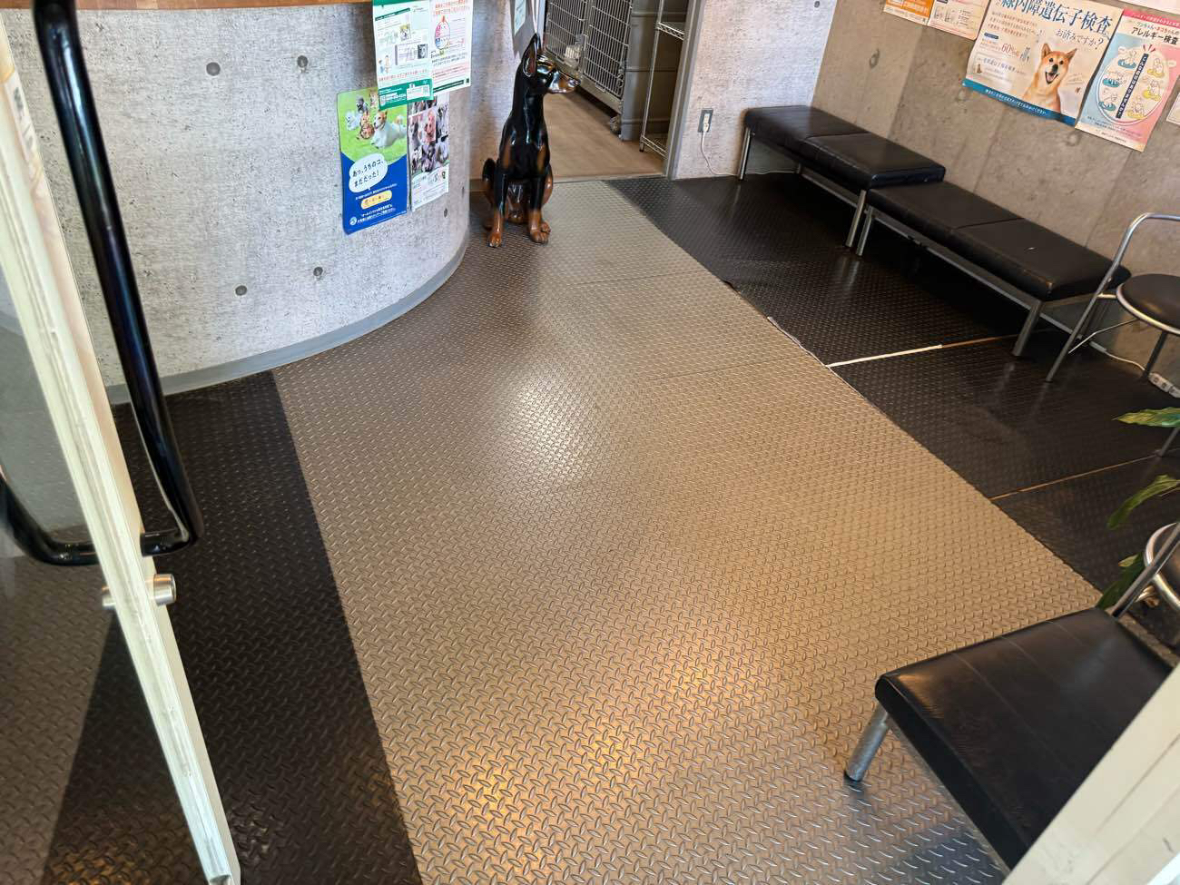 動物病院改修　置床工事　フリーフロアCP（東京都江戸川区）