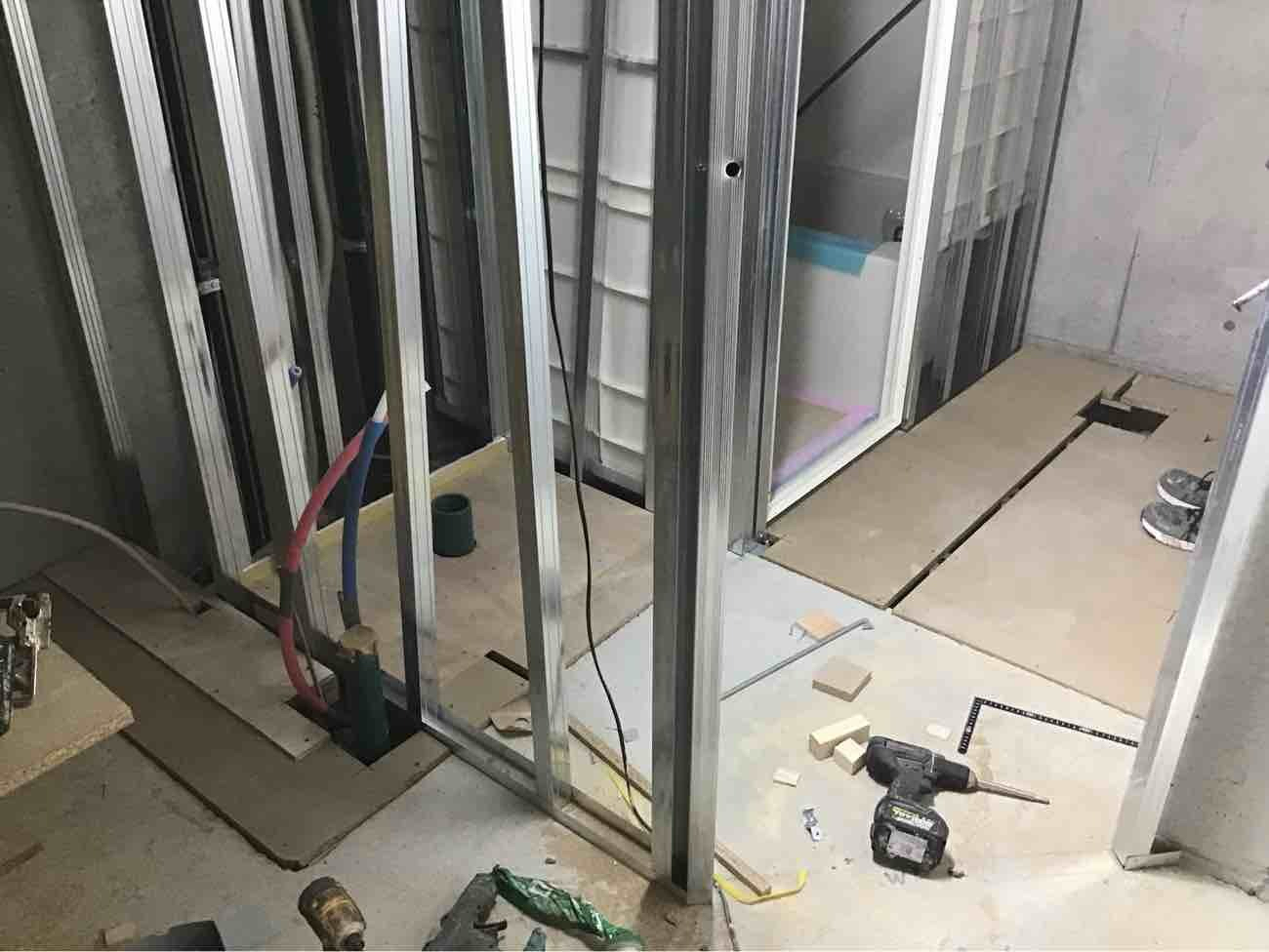 マンション　置床工事　乾式二重床（東京都新宿区）