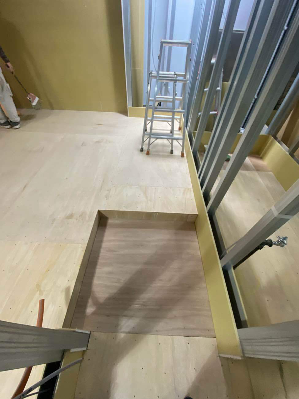 マンション　置床工事　乾式二重床（東京都杉並区）