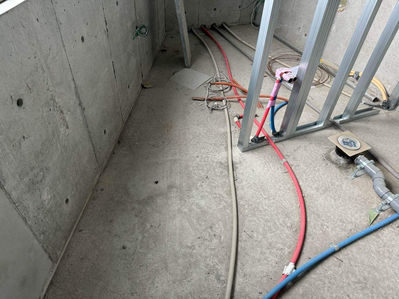 マンション新築　置床工事　フリーフロアCP（東京都板橋区）