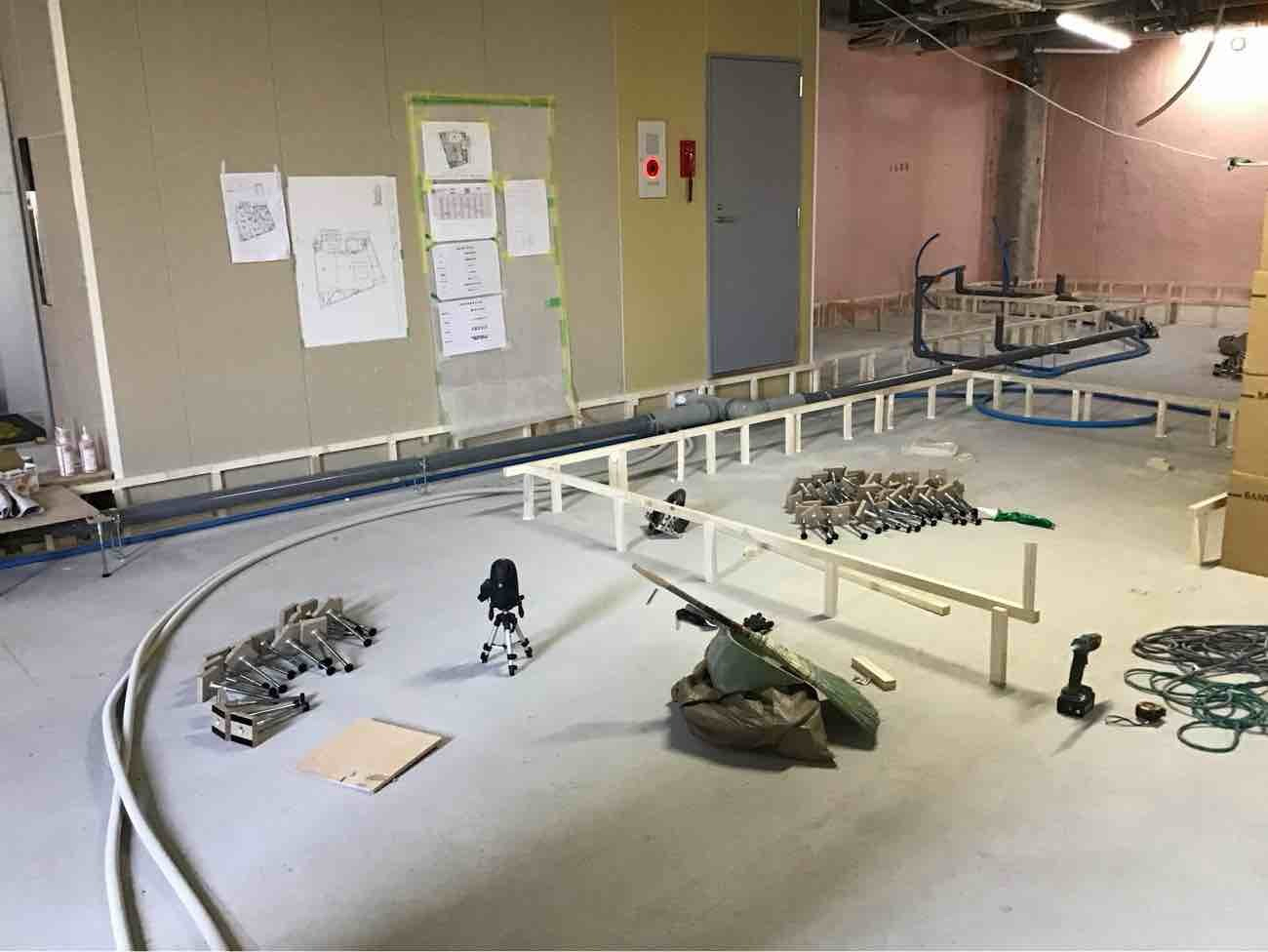 クリニック　置床工事　乾式二重床（埼玉県越谷市）