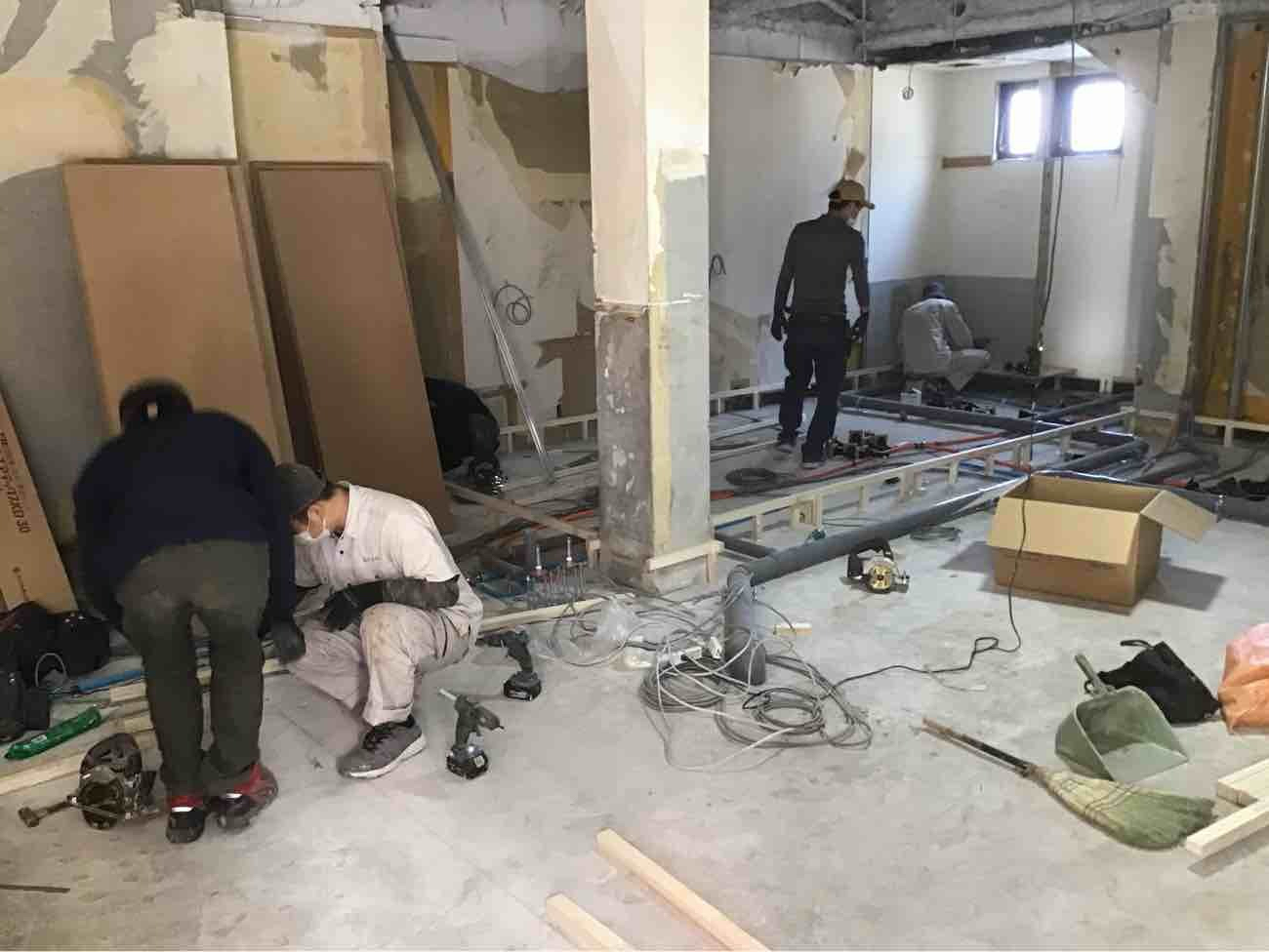 美容室　置床工事　乾式二重床（東京都江戸川区）