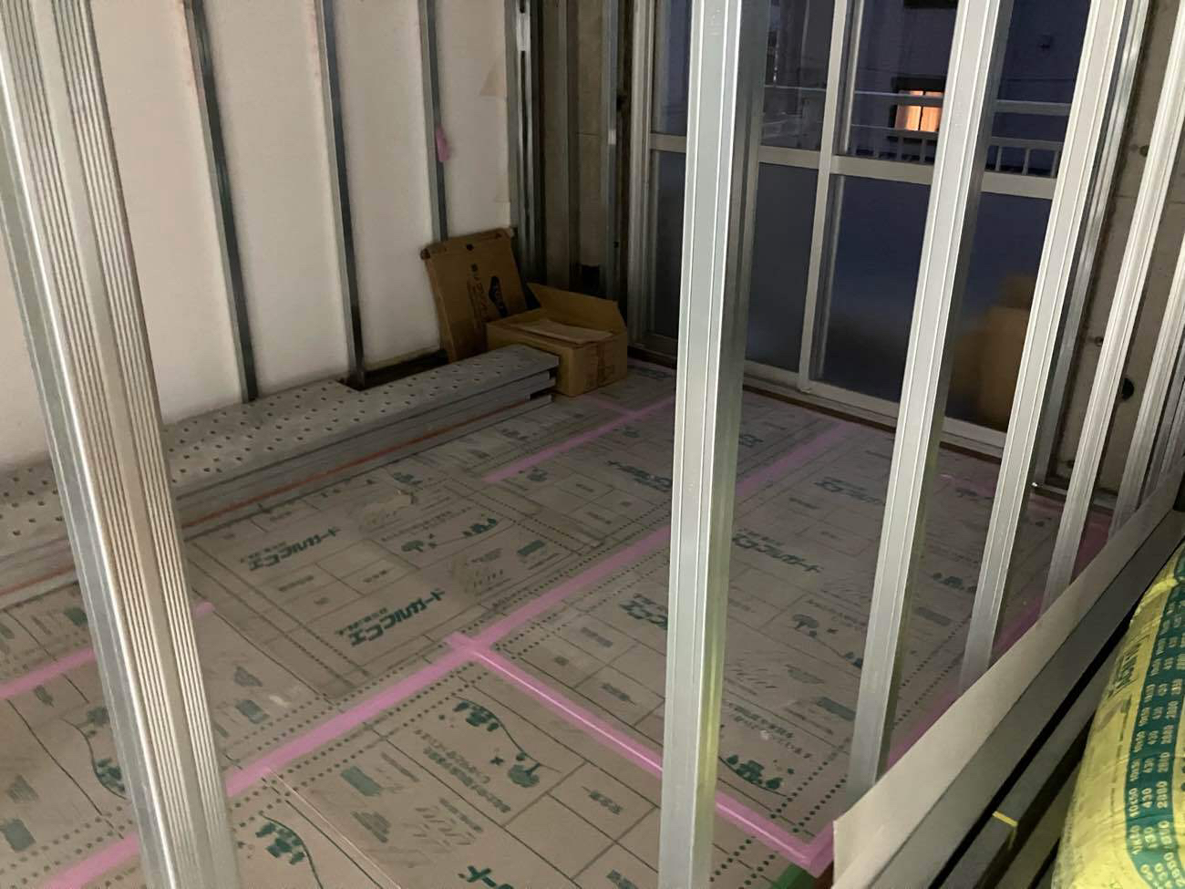 マンション　１日置床工事　乾式二重床（埼玉県蕨市）