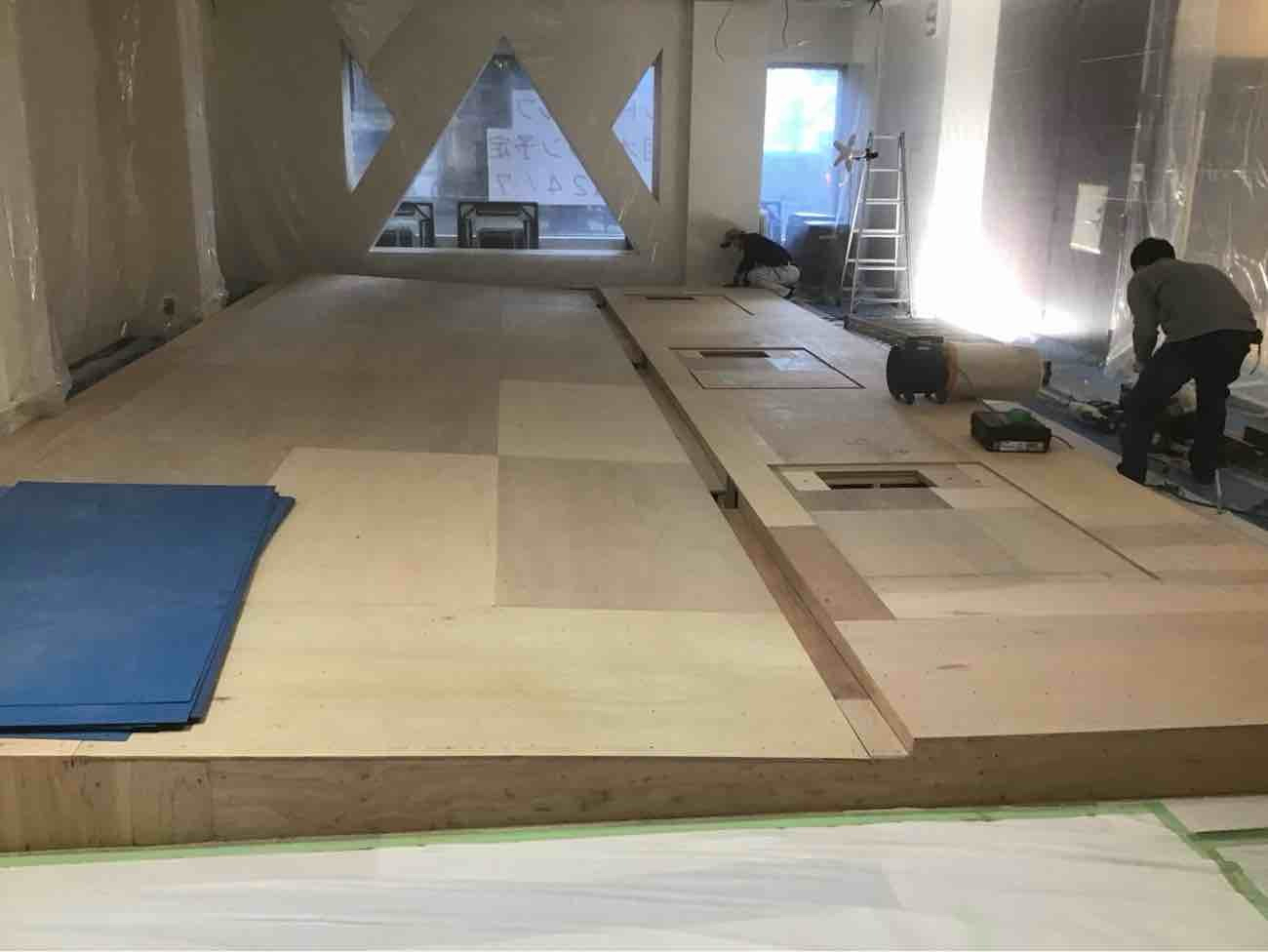 シュミレーションゴルフ店舗　細工置床工事　乾式二重床（栃木県宇都宮市）